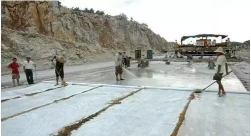 第一批农村公路建设.jpg