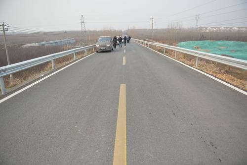东津新区（经开区）2019年农村公路安全生命防护工程.jpg