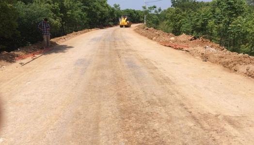 应城市城北街道办事处2019年农村公路提档.jpg